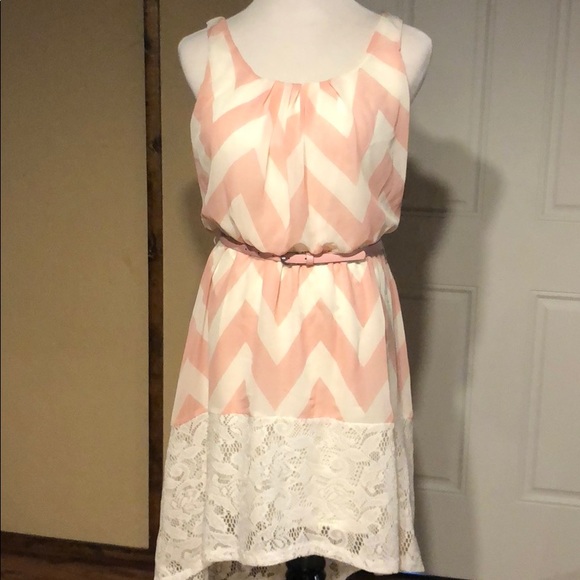 Lily rose dress - Picture 1 of 3